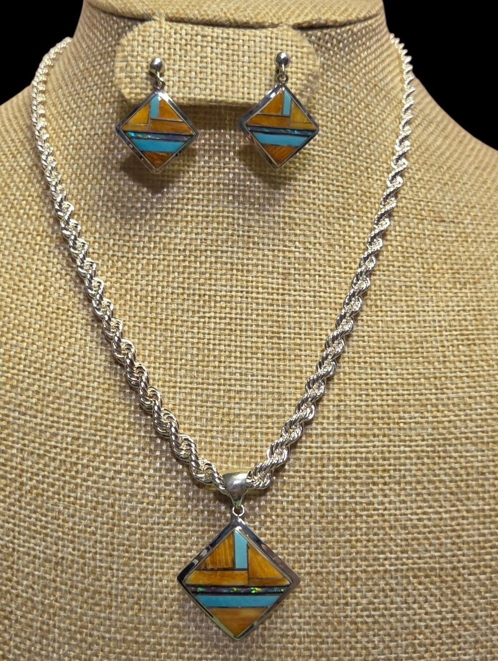 Signed JM Navajo Sterling Silver Turquoise & Spiny Oyster Inlay Diamond Set